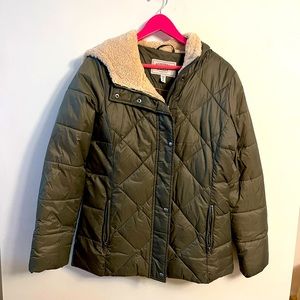 G.H. Bass & Co women’s green puffer hip length